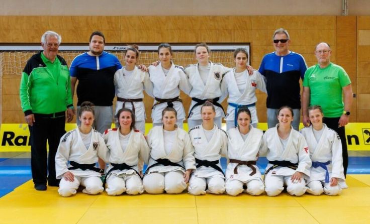 Reichramings Team (Foto: Sellner Photography)