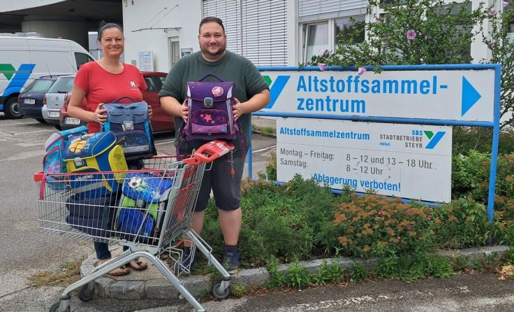 Im ASZ in Steyr wurden etliche Schultaschen abgegeben. (Foto: Kinderfreunde)