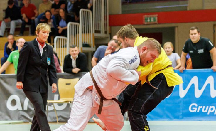 Florian Wiesinger (links) (Foto: Sellner Photography)