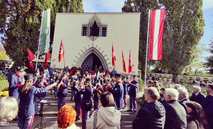 Die SPÖ lädt zu Allerheiligen zum Totengedenken auf den Steyrer Urnenfriedhof ein. (Foto: SPÖ)