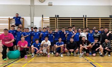 Landesliga-Fußballer schwitzen beim Kickboxclub Steyr