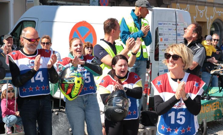 Tina Forster (zweite von rechts) fuhr im Vorjahr die Bestzeit. (Foto: Alois Kaiser)