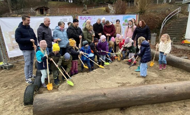Spatenstich für den Kindergarten-Zubau in St. Ulrich (Foto: Gemeinde St.Ulrich)