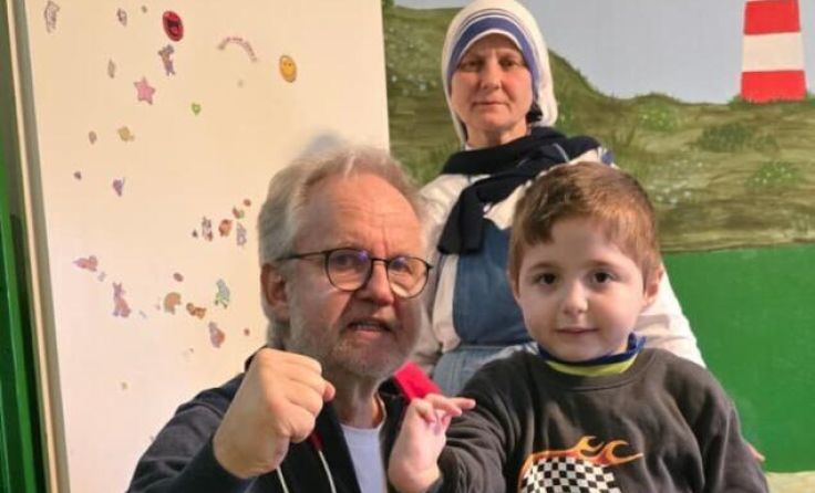 Wiedersehen mit Ajan (Foto: Allianz für Kinder)