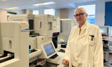 Pionierin prägt seit 20 Jahren die Labormedizin im PEK Steyr