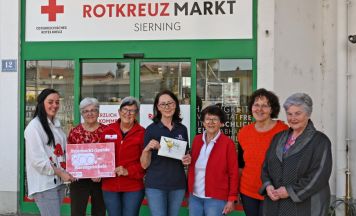 800 Euro für den Rotkreuz-Markt in Sierning