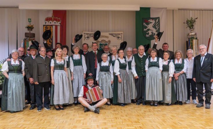 Der Trachtenverein Steyr feierte sein 80-jähriges Bestehen. (Foto: Franz Putz)