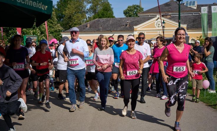 Jährlich am Muttertag findet der Charitylauf in Bad Hall statt. (Foto: Holnsteiner)