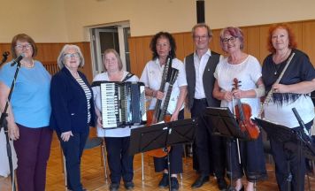 Muttertagsfeier in Steyr mit Wegerer Schrammeln
