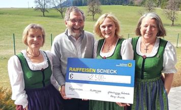 2.500 Euro für Kirchenturmrenovierung in Vorderstoder