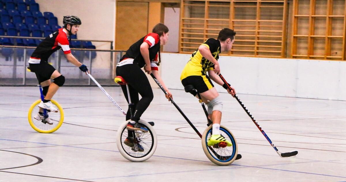 Unicycle hockey national team celebrated premiere in Steyr