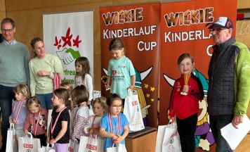 Dauerregen hielt Kinder in Weyer nicht vom Laufen ab
