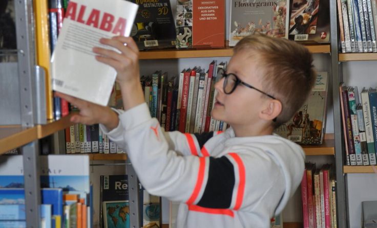 Viele Schulkinder gehören zu eifrigen Nutzern der Stadtbücherei. (Foto: Magistrat Steyr/Presse)
