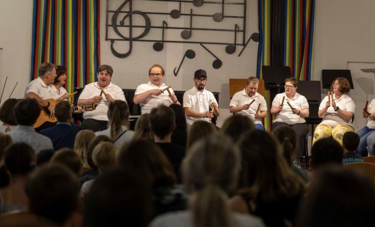 Ein Beitrag zum Konzert kommt von der Lebenshilfe. (Foto: Astrid Scharnreithner)