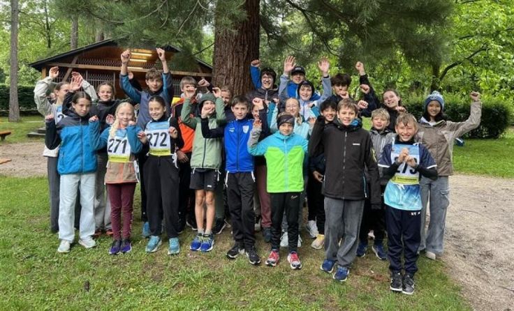 Das Team des BRG/Borg Kirchdorf beim Parklauf. (Foto: Lukas Helmberger)