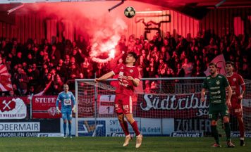 Vorwärts präsentiert sein Team im City Point