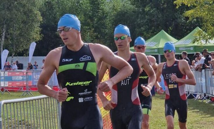 Jan Gaberc (links) führte nach dem Schwimmen die Spitze an. (Foto: privat)