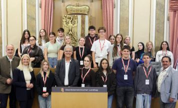 Drei Schulen aus der Region Steyr-Kirchdorf zu Gast im Landtag