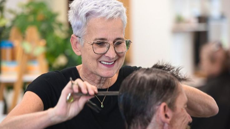Steyrer Friseure sorgten für strahlende Gesichter