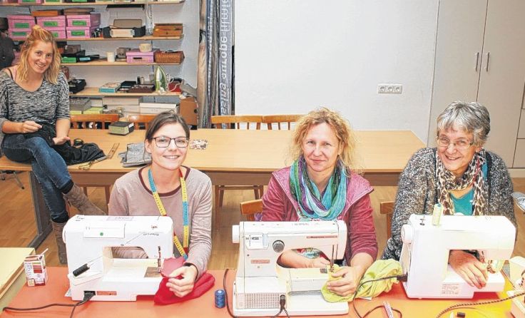Das „Nähküchen-Team“ steht seit 1. Oktober am neuen Standort bereit. 