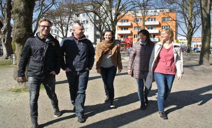Mitglieder der Bürgerinitiative "Rettet den Andreas Hofer Park". 