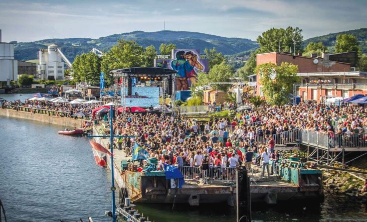 Eine wohl einzigartige Stimmung in Linz. Foto: Daniel Fetz