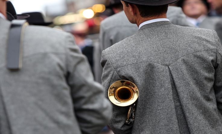 Auch bei Volkskultur und Blasmusik werden 28 Prozent gestrichen. Foto: Weihbold