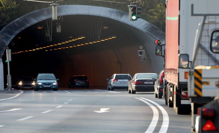 Die ÖVP Linz will eine Einbahn-Lösung für das Nadelöhr prüfen lassen. Foto: vowe