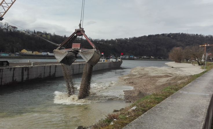 Die Aufschüttungs-Arbeiten laufen. Foto: ÖVP Linz