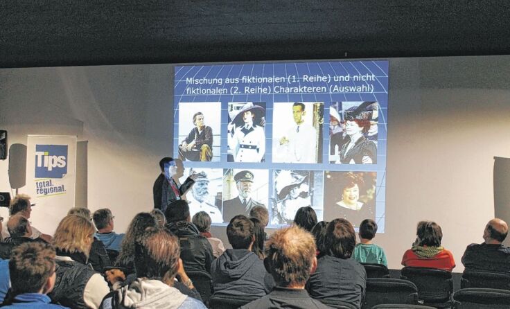 Titanic-Experte Malte Fiebing-Petersen beim exklusiven Vortrag für die Tips-Gewinner.