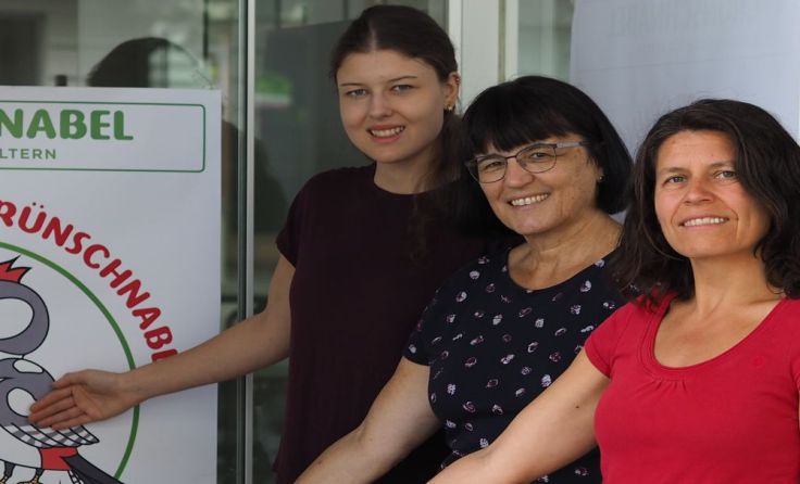 Barbara Schönberger (li.), Obfrau Lätitia Gratzer (Mitte), Maria Zamut (re.)