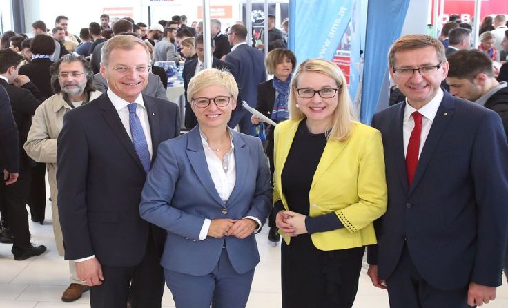 Thomas Stelzer, Doris Hummer, Margarete Schramböck, Markus AchleitnerFoto: Land OÖ/Liedl