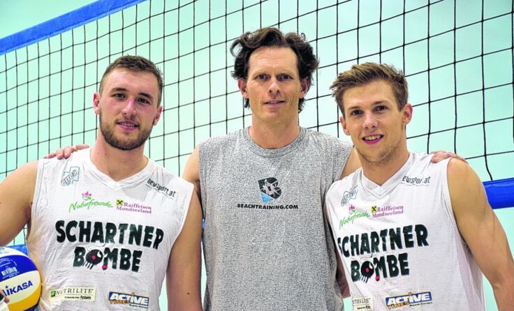 Florian Schnetzer (r.) und Michael Murauer (l.) mit Erfolgscoach Tristan Boyd