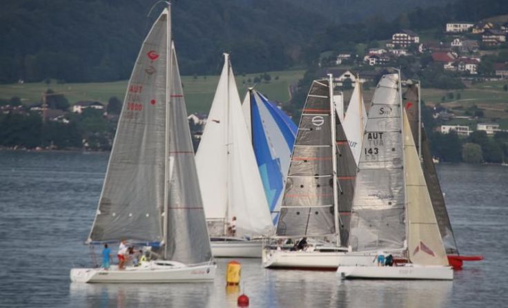 Beim Start zu den „24 hours vom Attersee 2015“ Foto: Gert Schmidleitner