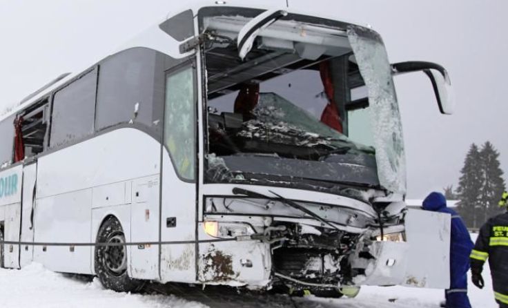 Der 54-Jährige gab sich bei dem Unfall als Sanitäter aus. Foto: APA/Manfred Fesl 