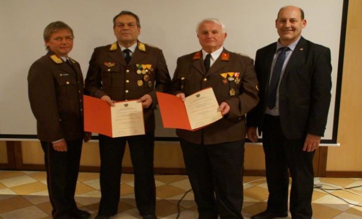 Alois Doninger, Rudolf Waldhör, Johann Derflinger und Bürgermeister Johann Baumann (v.l.) 