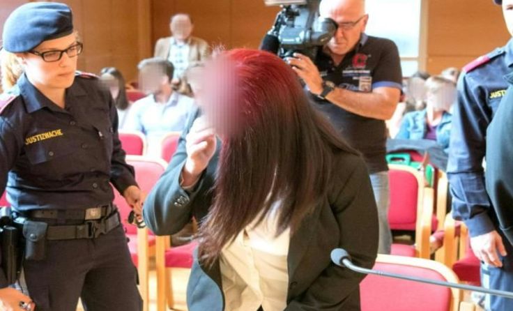 Der Angeklagten wird Mord vorgeworfen. Foto: APA/FOTOKERSCHI.AT/WERNER KERSCHBAUM