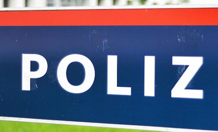 Die Polizei rechtfertigt ihre Informationspolitik. Foto: APA/BARBARA GINDL