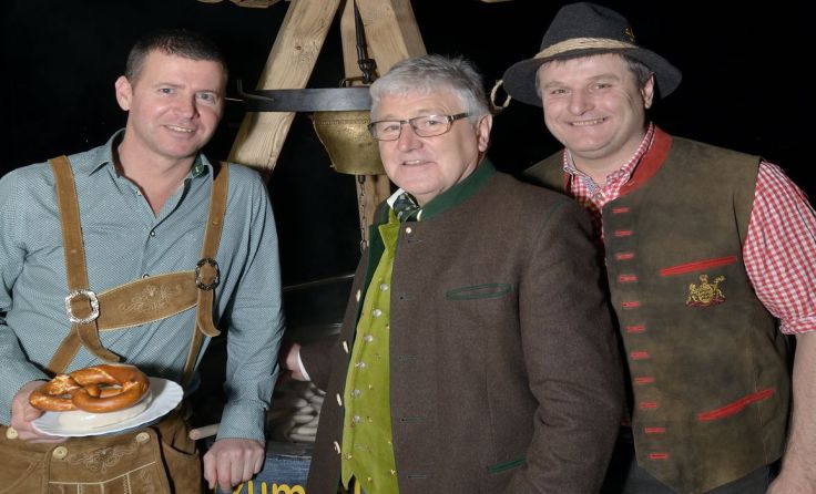 Amtsleiter Ernst Gebetsberger, Bürgermeister Anton Hüttmayr und Alfons Baldinger (v.l.)