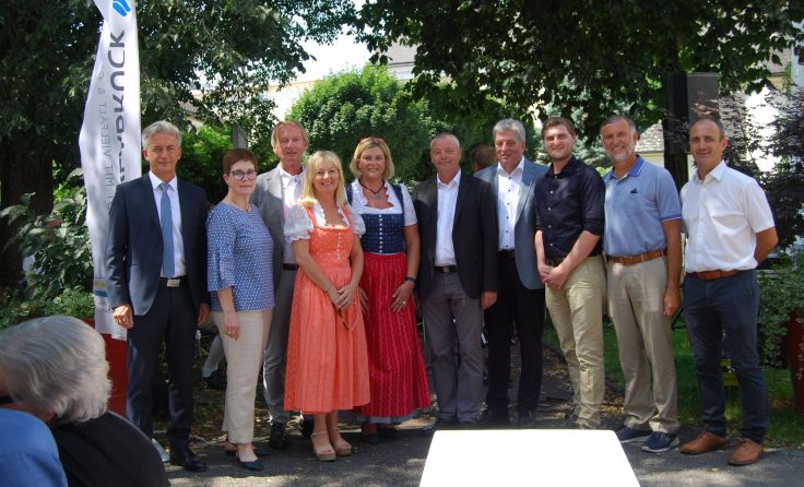 Die Ehrengäste bei der EröffnungsfeierFoto: privat