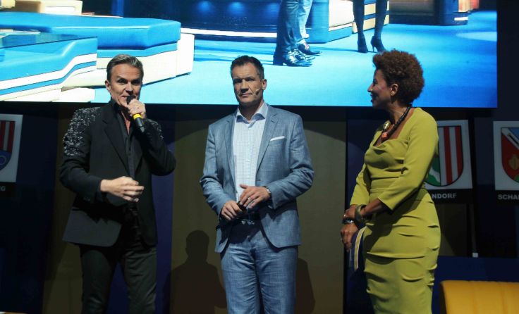v.l.: Alfons Haider, Armin Assinger und Arabella KiesbauerFoto: pucher:production