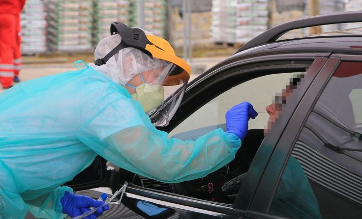 Vöcklabruck war der erste Bezirk mit Drive-in für Covid-Testungen. Foto: OÖRK