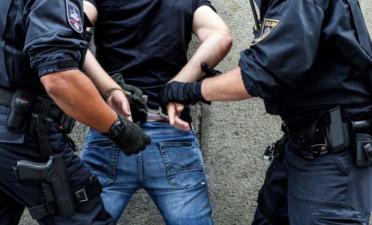 Der Beschuldigte wurde in die Justizanstalt eingeliefert.Symbolfoto: Weihbold