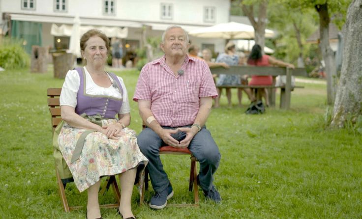 Die Holzinger Bauern Elisabeth und Georg Hammerl (Foto: ORF/Falstaff TV)