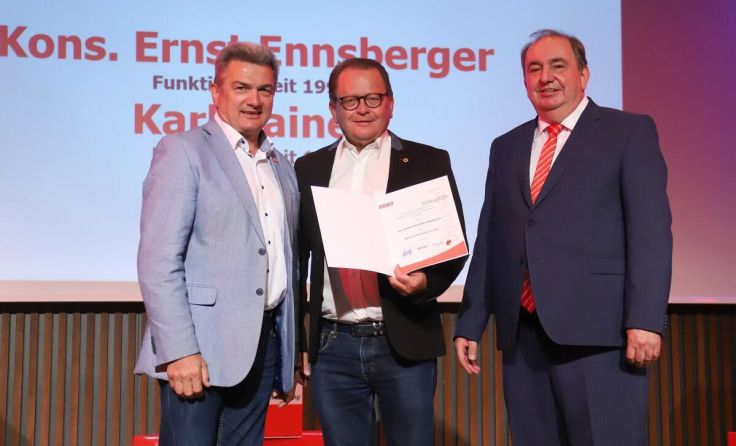 Ernst Ennsberger erhielt das Verdienstzeichen in Gold für 25 Jahre. (Foto: ASKÖ OÖ)