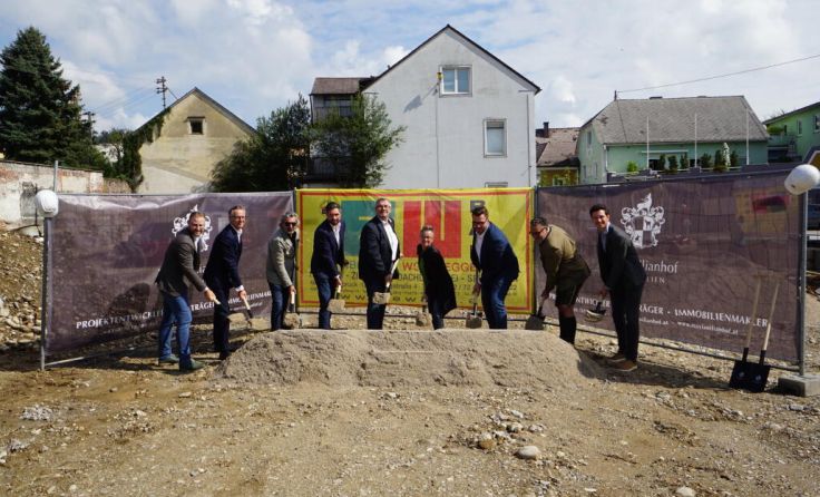 Maximilianhof Immobilien baut in Vöcklabruck am Graben. (Foto: privat)