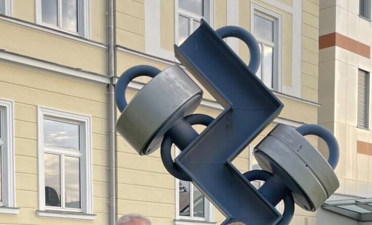 Direktor Manfred Leitner (l.) mitDirektor-Stellvertreter Josef Vorhauer (Foto: BS Attnang)