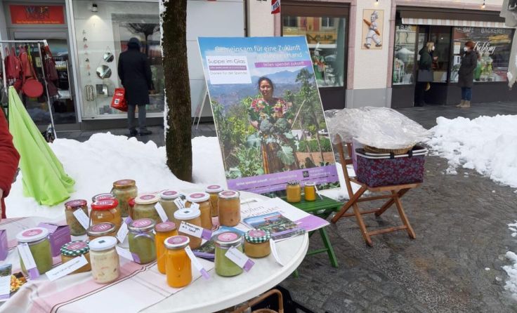 "Suppe im Glas" wird für den guten Zweck verkauft. (Foto: privat)