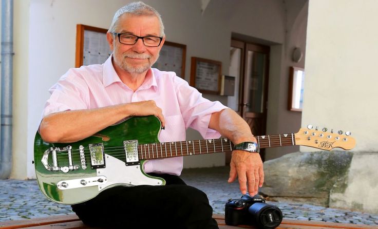 Jubilar Josef Jahrmann ist leidenschaftlicher Musiker, Fotograf und Bürgermeister.