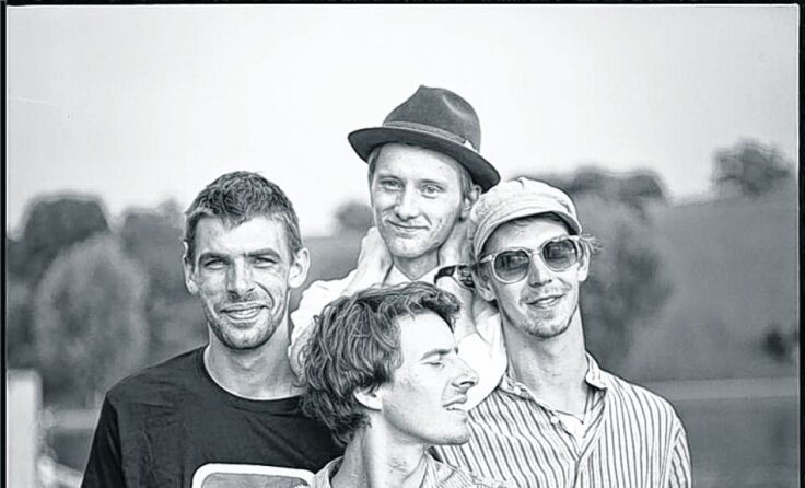 „Kofelgschroa“ definieren Volkmusik auf eigenwillige Art. Foto: Hagen Keller/taleofyears.de
